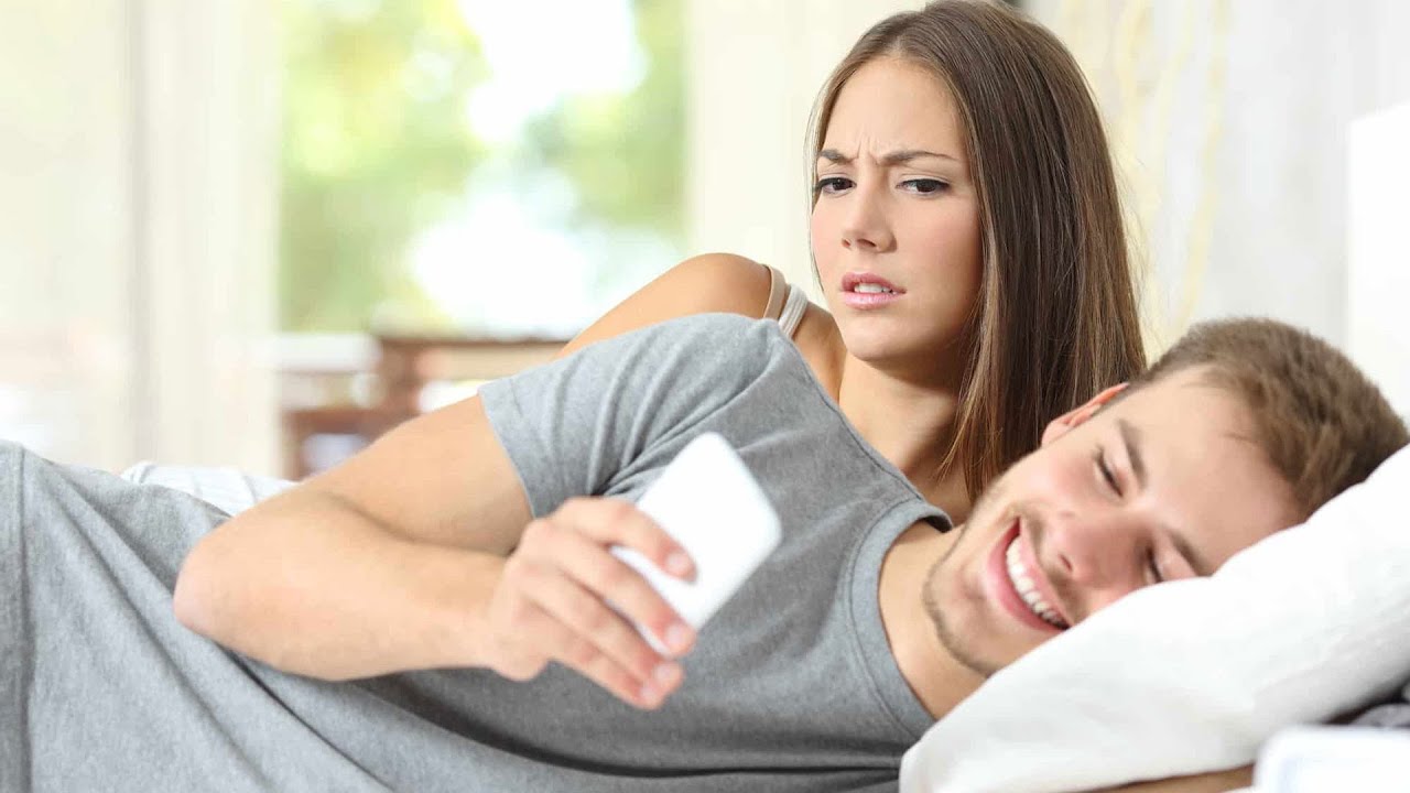 r/Trueoffmychest I Let My Husband Cheat On Me