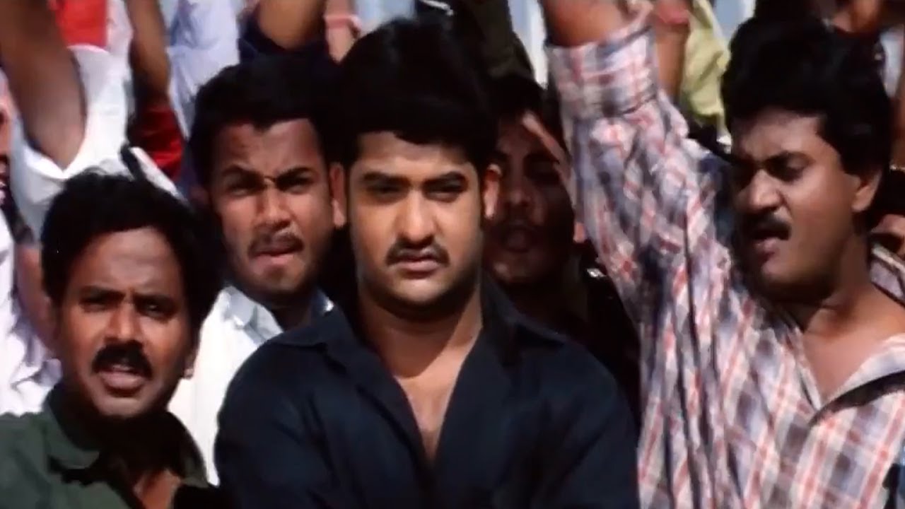 Jr Ntr Best Action Scene || Naaga Movie || Jenniffer Kotwal, Sadha || Shalimar Cinema