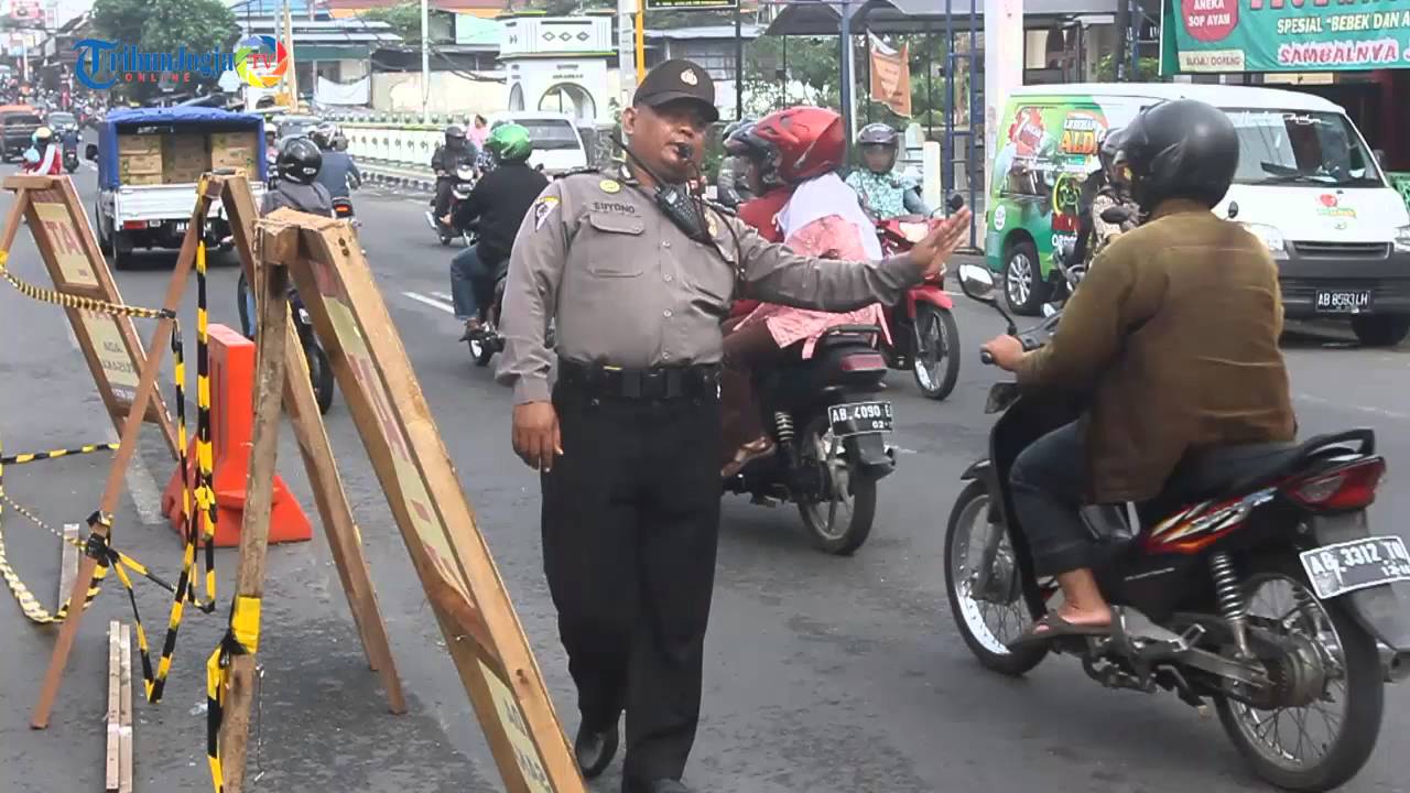 SEREM! Jalan Ambles di Jalan Ahmad Dahlan Yogya