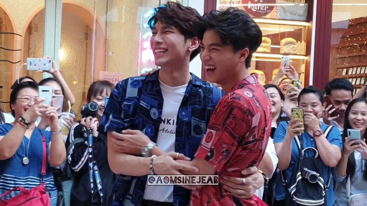 มิว vs กลัฟ รวมคู่น่ารักๆหลังเสร็จงานถ่ายรายการเปรี้ยวปาก P.2 12/12/2019