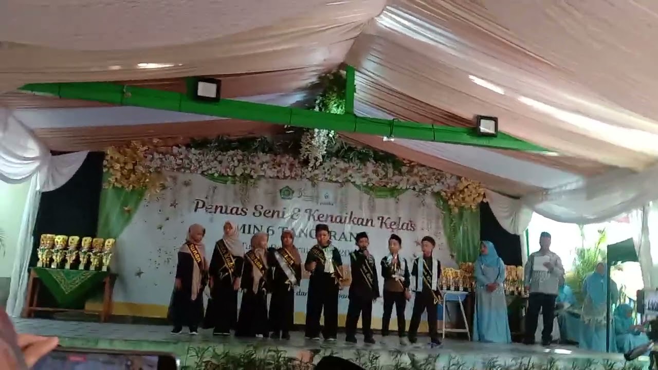 Pentas seni kenaikan kelas Min 6 Tangerang 