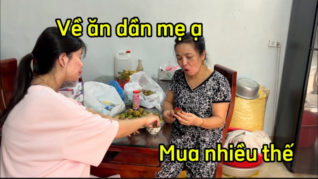 Hằng Đi Chơi Mua Quà Về Cho Mẹ Thơm