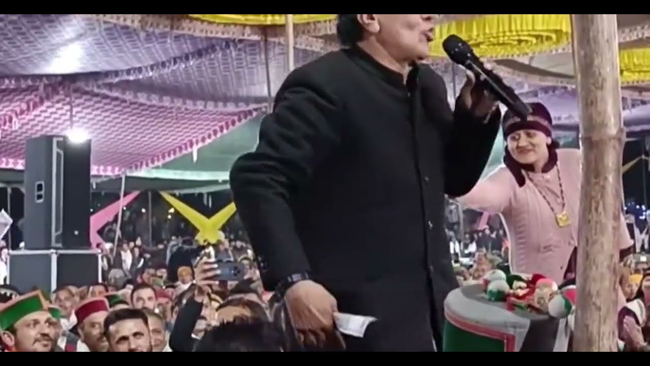 Shri Arjun Dev Vijalwan pahadi naati mehfil me #pahadi #himachali #arjundevvijlwan