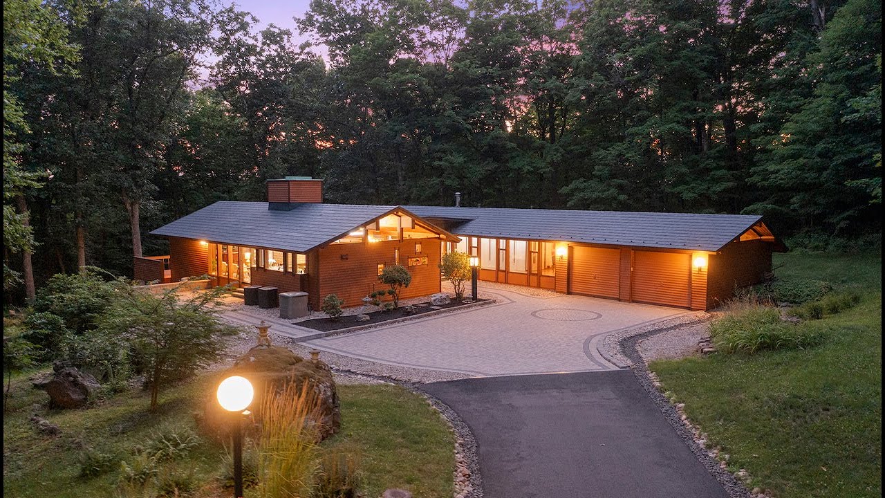 252 Old Mountain Road, Farmington, CT, 06032