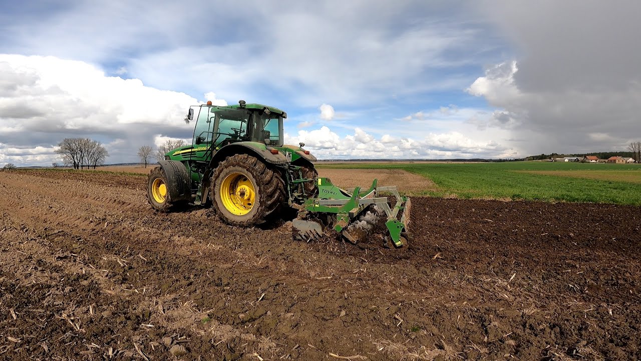 Talerzowanie w trudnych warunkach i  Zasypywanie siewnika | John deere 7920 & Agregat talerzowy 3m