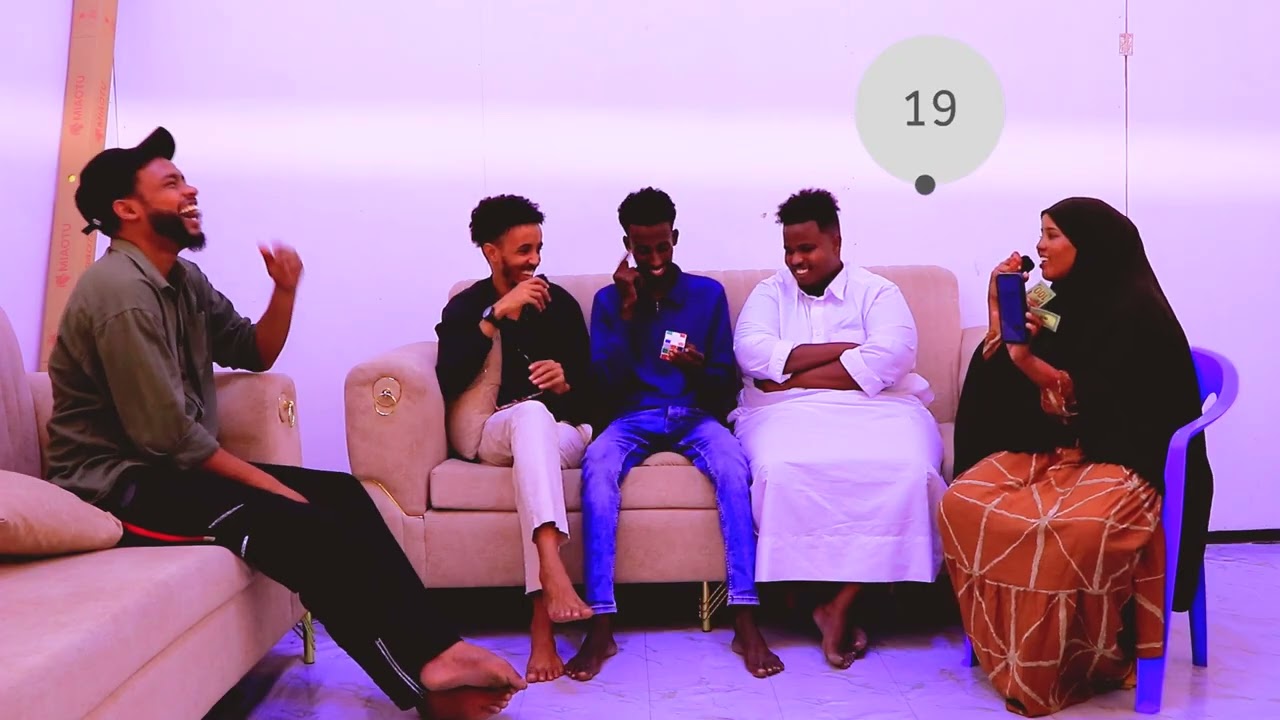QOFKI SAXA WUXU KU GUULEESANAYAA 100 DOLLAR CHALLENGE WAALI AH