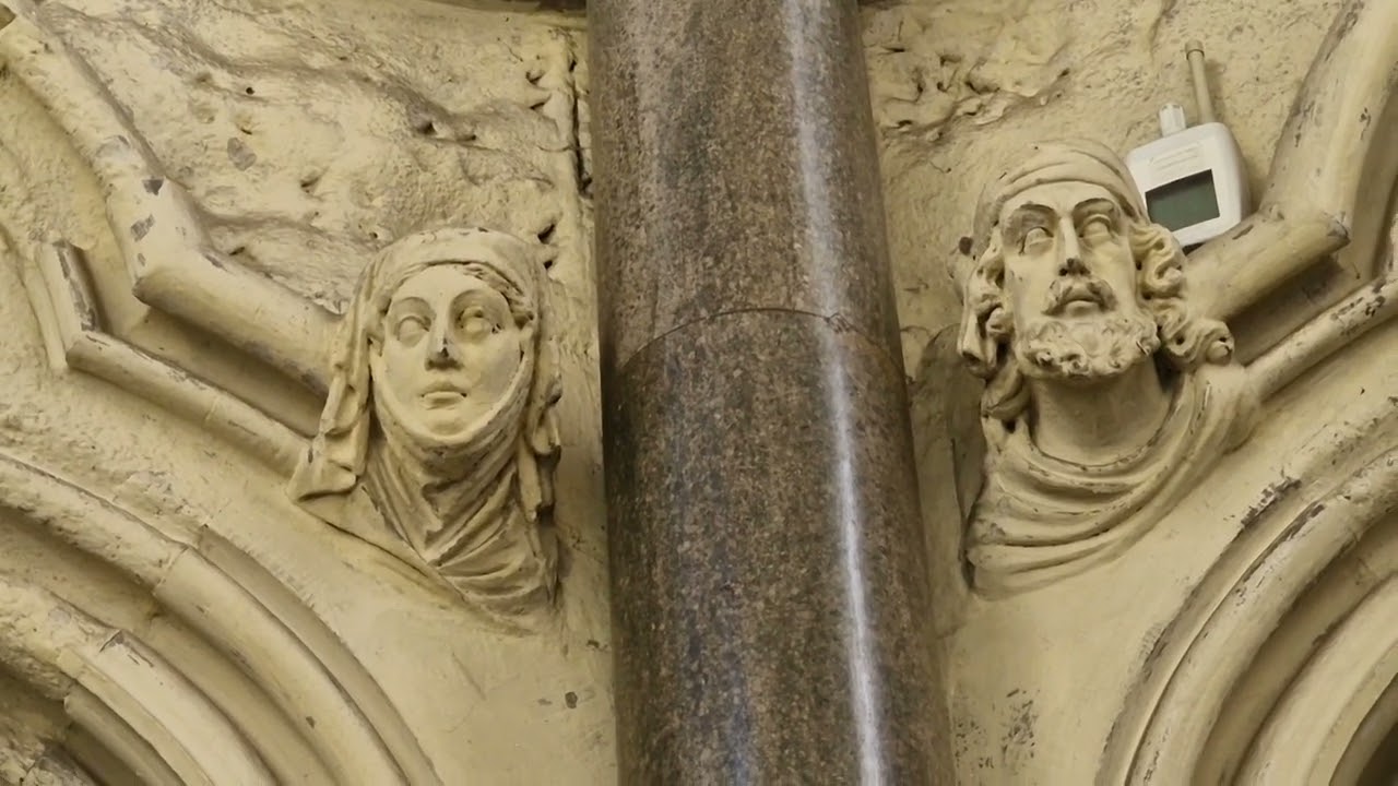 Westminster Abbey = Part 8. The Chapter House = medieval paintings + Oldest Door in England.