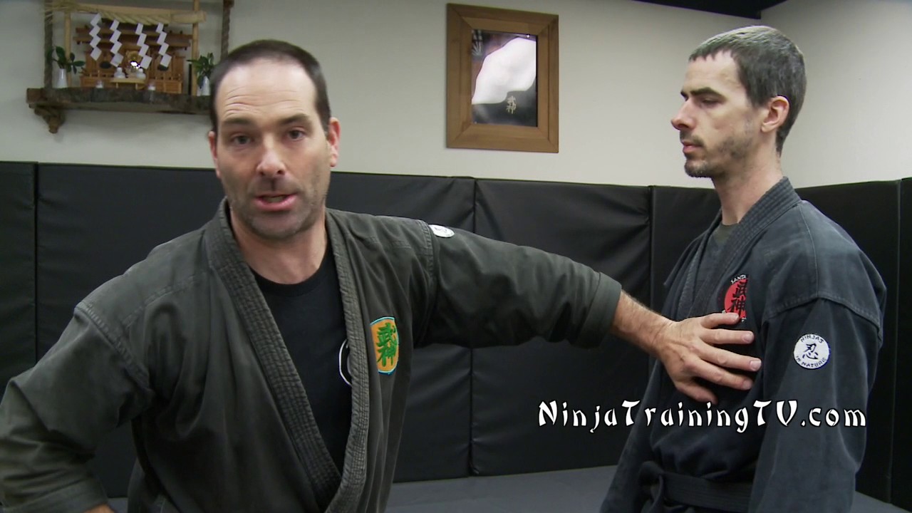 Ninja Knife Fighting Basics for Combat