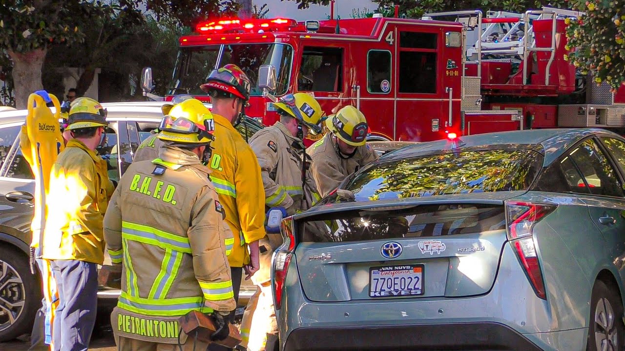 Beverly Hills Police Pursuit Ends in Crash | BHPD and BHFD On Scene (7/10/2023)