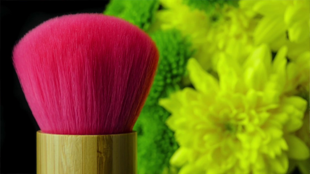 English Mineral Makeup Product Range