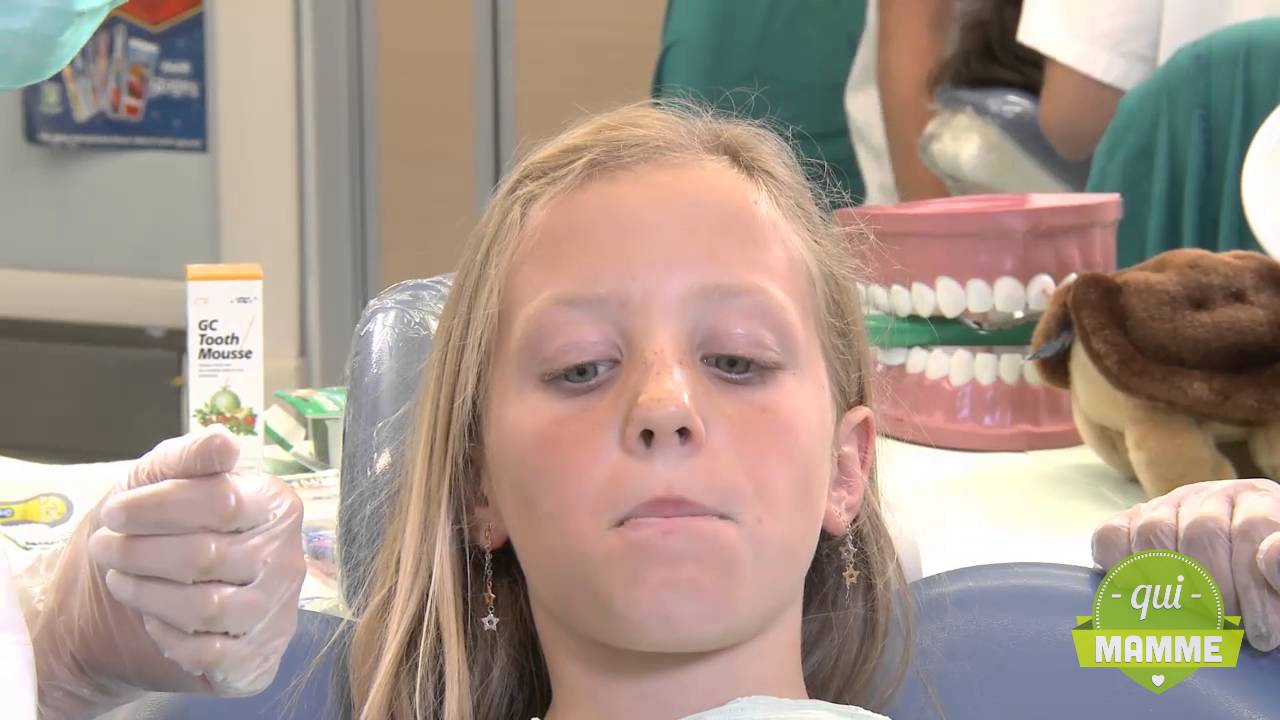 Dentini, bocca e gengive dei bambini: come pulirli