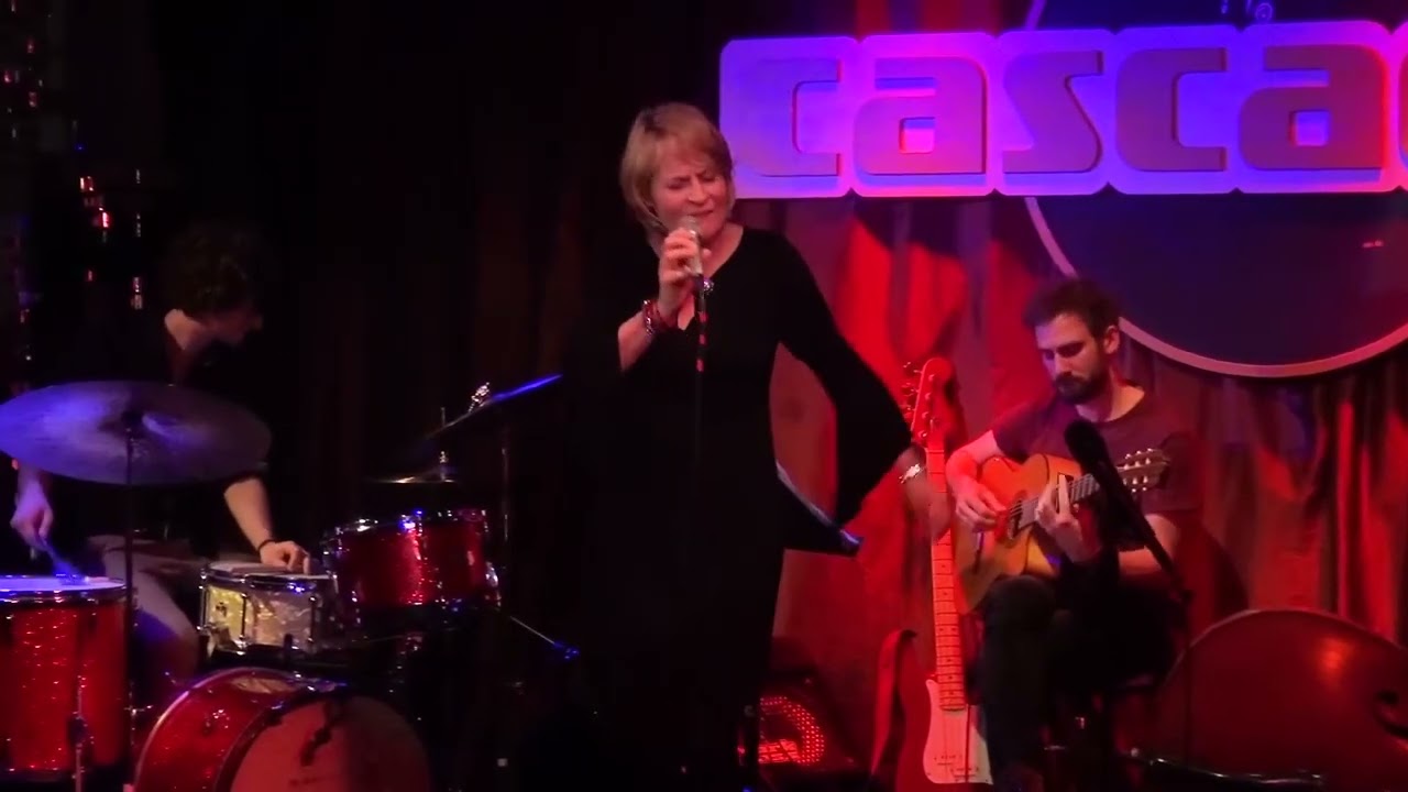 S' wonderful (Gershwin) - Sabine Ackermann LIVE at Cascadas Bar Hamburg