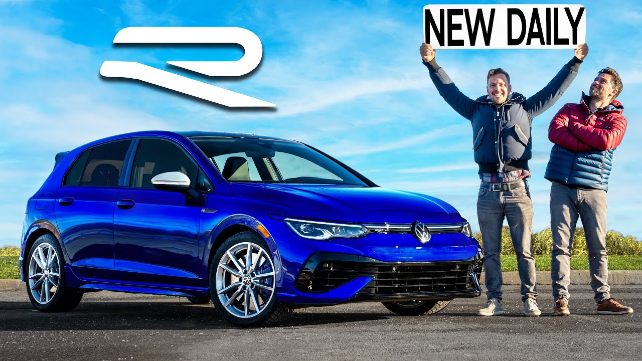 Я купил Volkswagen Golf R 2024 года выпуска.