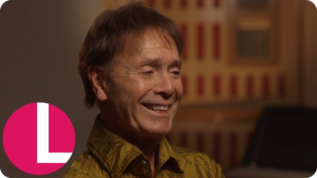 Cliff Richard Reveals He Recorded at Abbey Road Before the Beatles (Extended Interview) | Lorraine