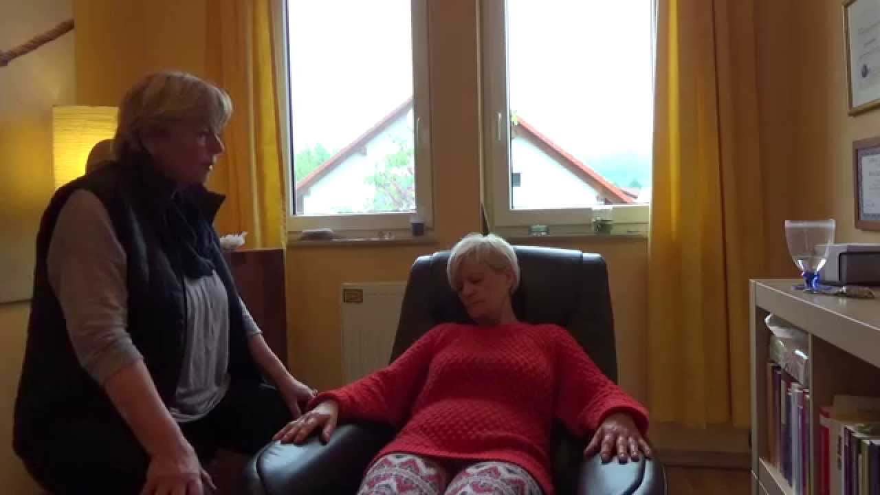 Hypnose Induktion, ein Weg in den Somnambulismus