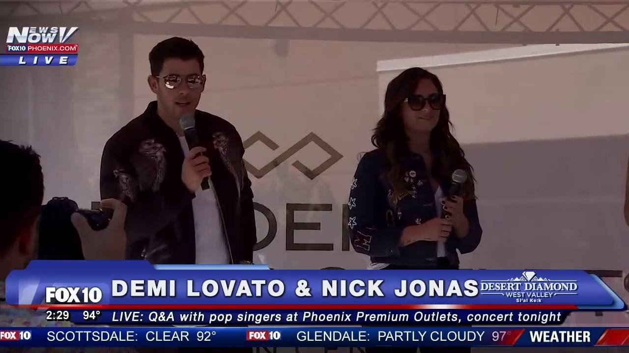 FULL VIDEO: Nick Jonas and Demi Lovato Visit Phoenix Premium Outlets - FNN