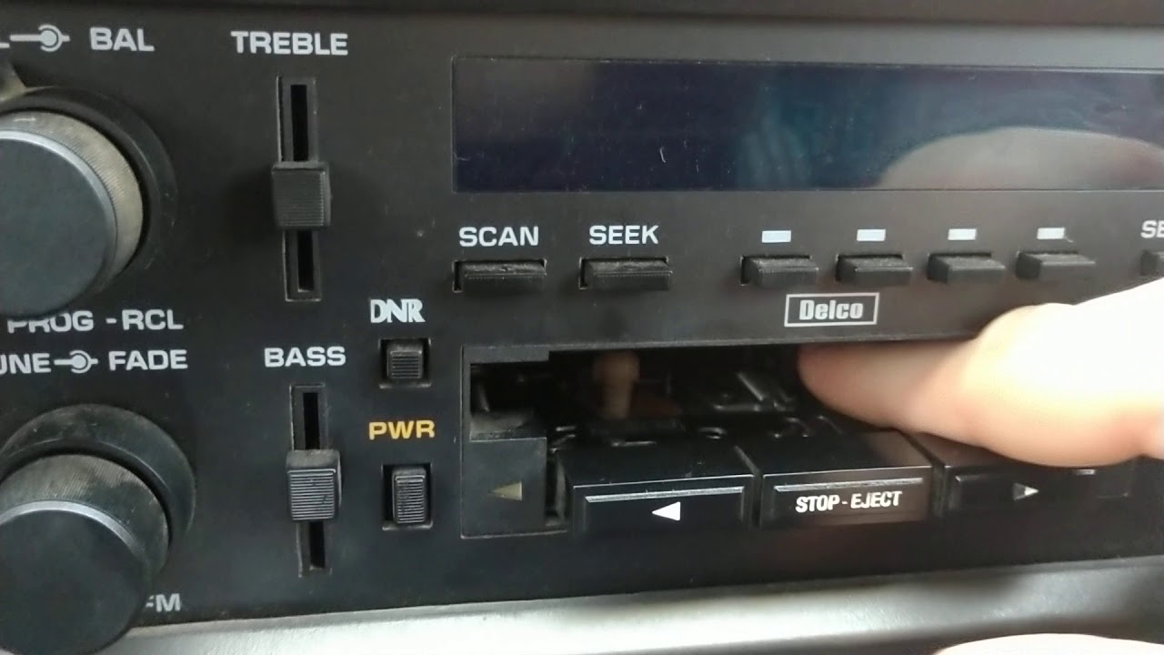 Delco radio help
