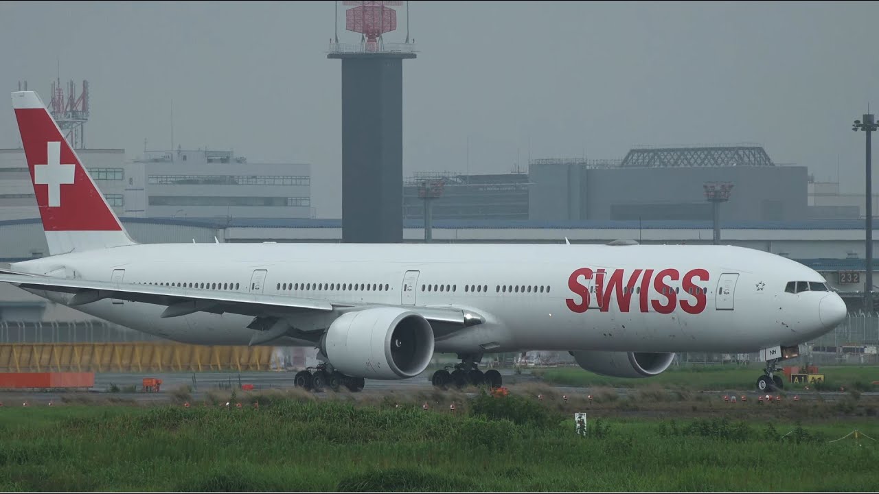 Swiss Boeing 777-300ER HB-JNH Takeoff from NRT 16R
