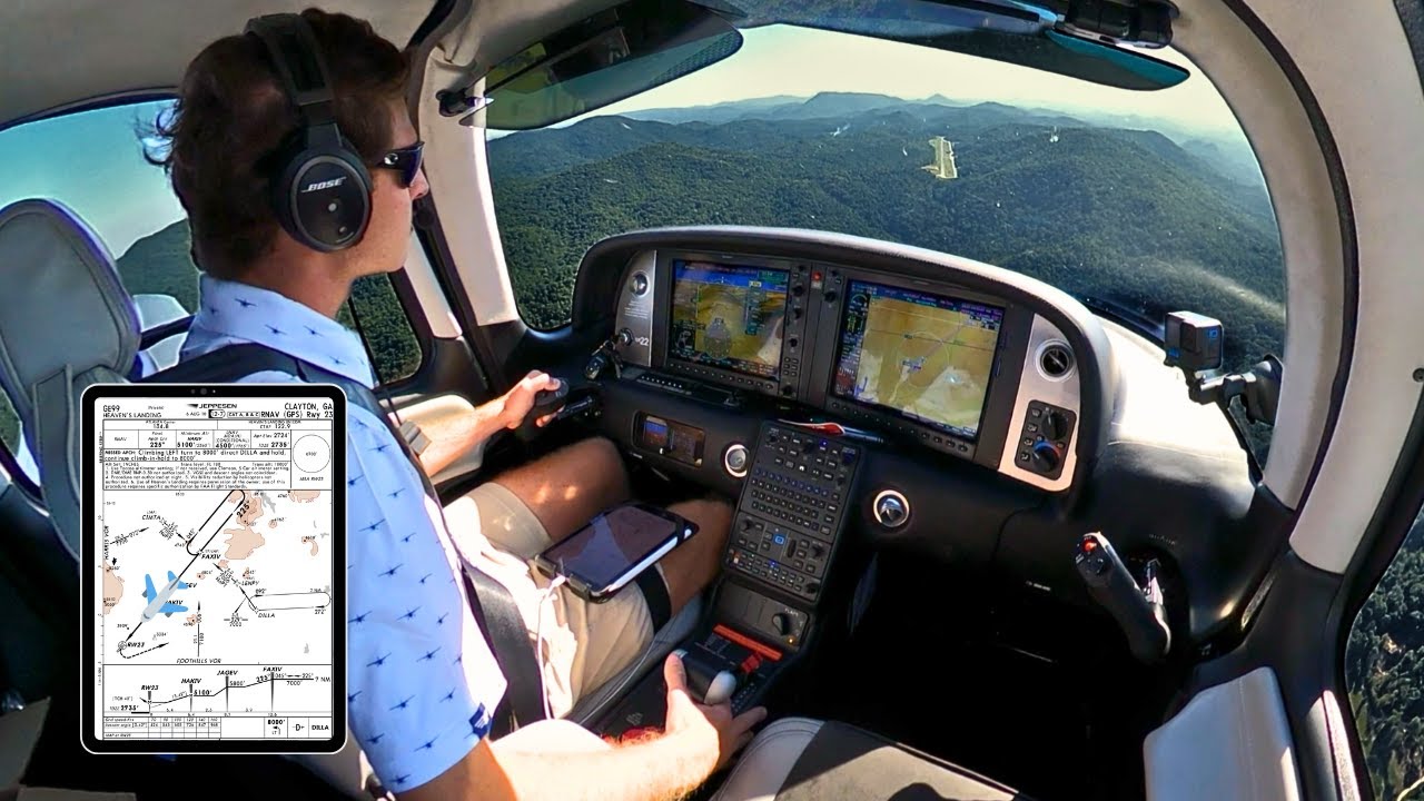 MY FIRST TIME FLYING INTO EXCLUSIVE MOUNTAIN RUNWAY! SR22