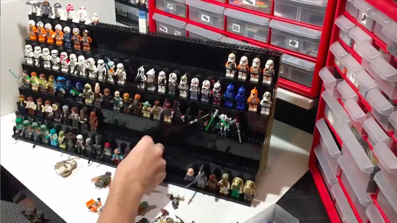 LEGO Star Wars Minifigure Display Build/Time-lapse!