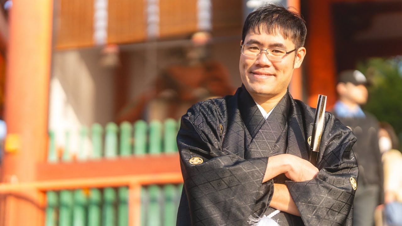 Dressing up in Traditional Kimono in Kyoto (Gion Walking Tour)