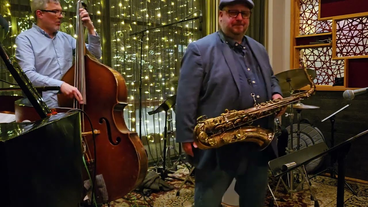 The Andy Voelker Trio live at the Mad Monkfish in Central Square Cambridge 