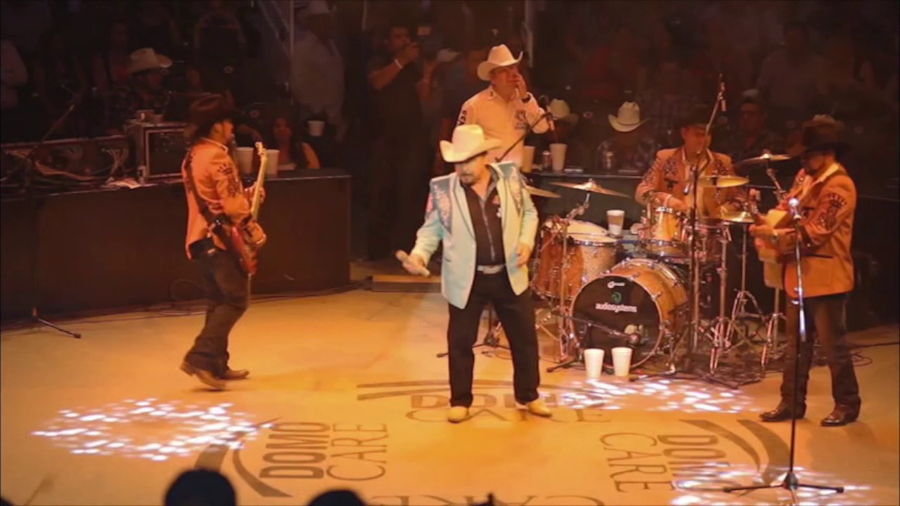 Los Traileros del Norte / La Tabla del Uno ( Video Oficial )