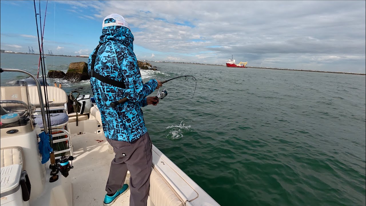 Freeport Surfside Jetty Fishing Update - Big sheepsheads are BACK!   Dec. 15, 2025