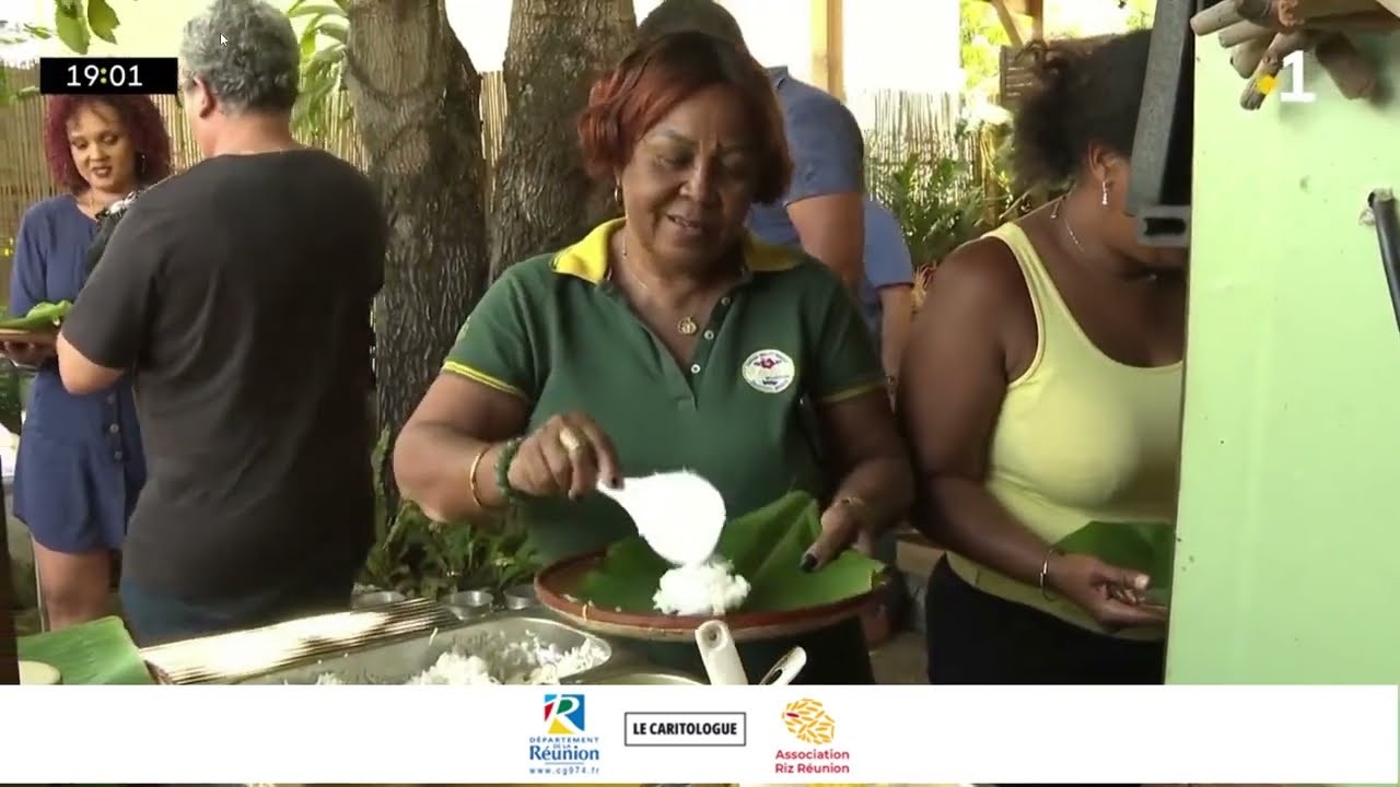 DU RIZ RÉUNIONNAIS DANS UN RESTAURANT RÉUNIONNAIS