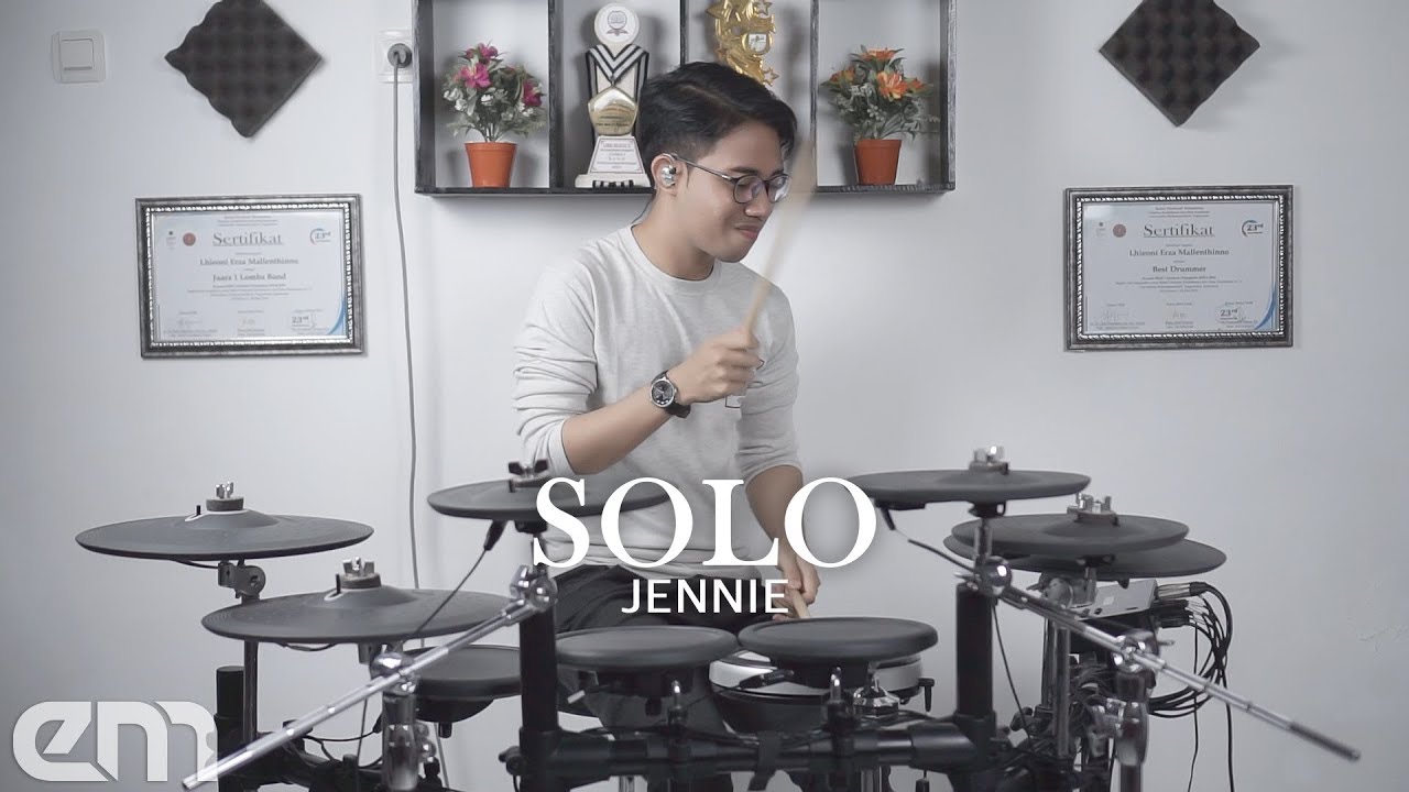 JENNIE - 'SOLO' | Drum Cover by Erza Mallenthinno