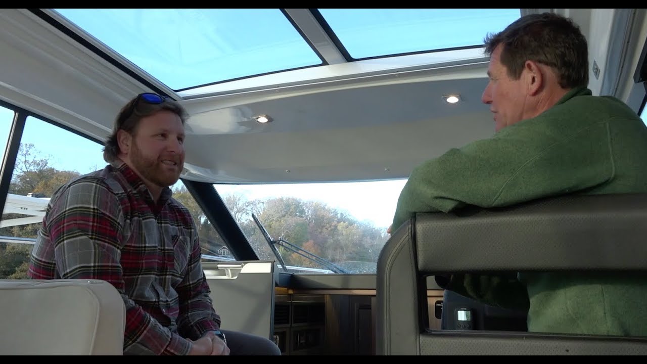 Year-Round Boating on the Jeanneau NC 33