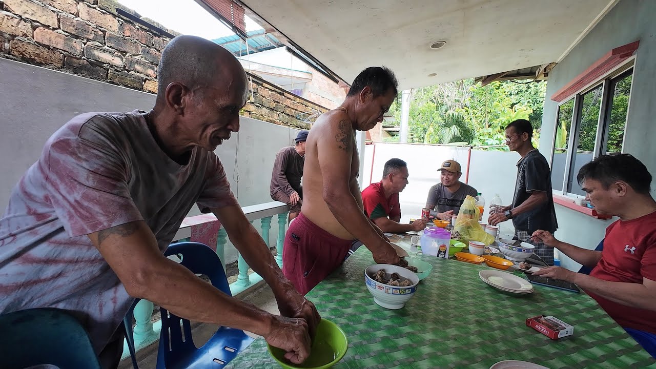 EPISODE-16 TUKANG RUMAH CUTI PERGI MEMBURU BABI HUTAN DAPAT SEEKOR // 
