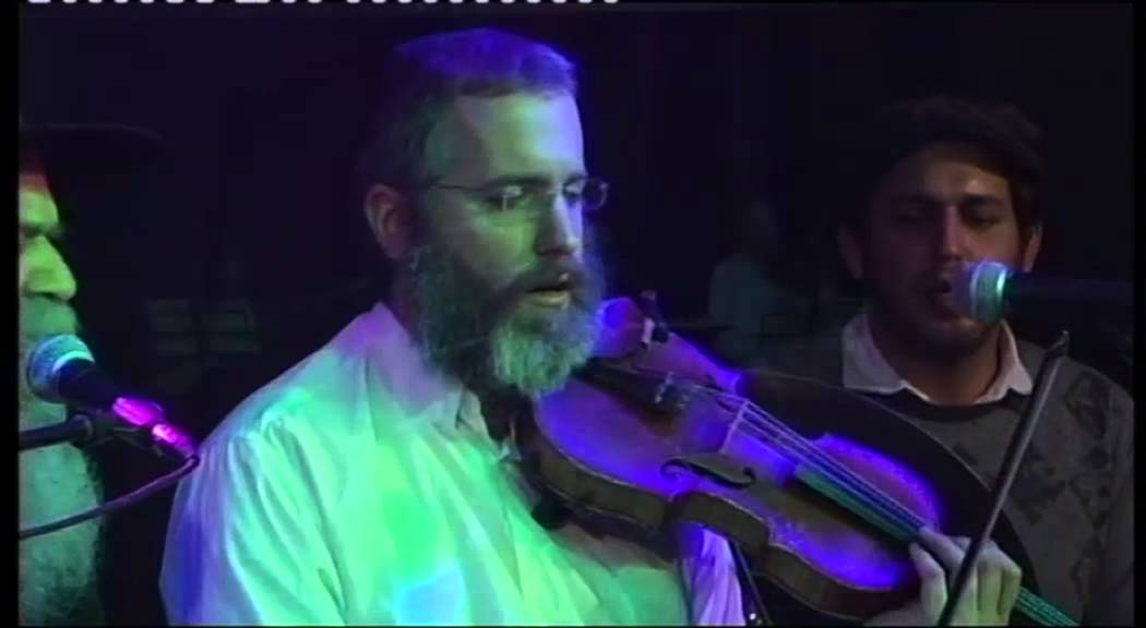 הרב יאיר כלב - ניגון לר' הלל מפאריטש (הופעה חיה תל אביב 2011) | Rabbi Yair Calev - Live Concert