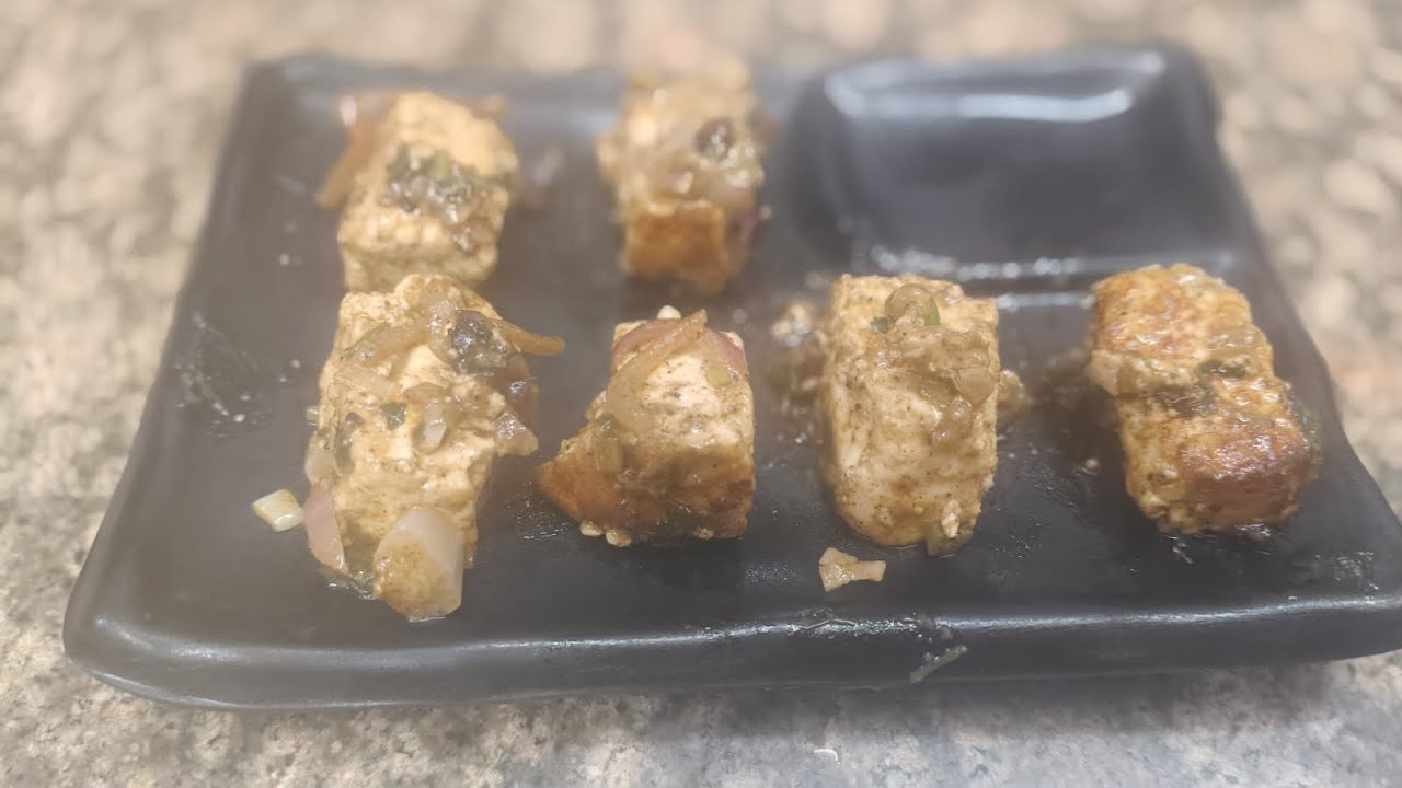 Hot chilli 🌶️ tawa paneer 🧀 