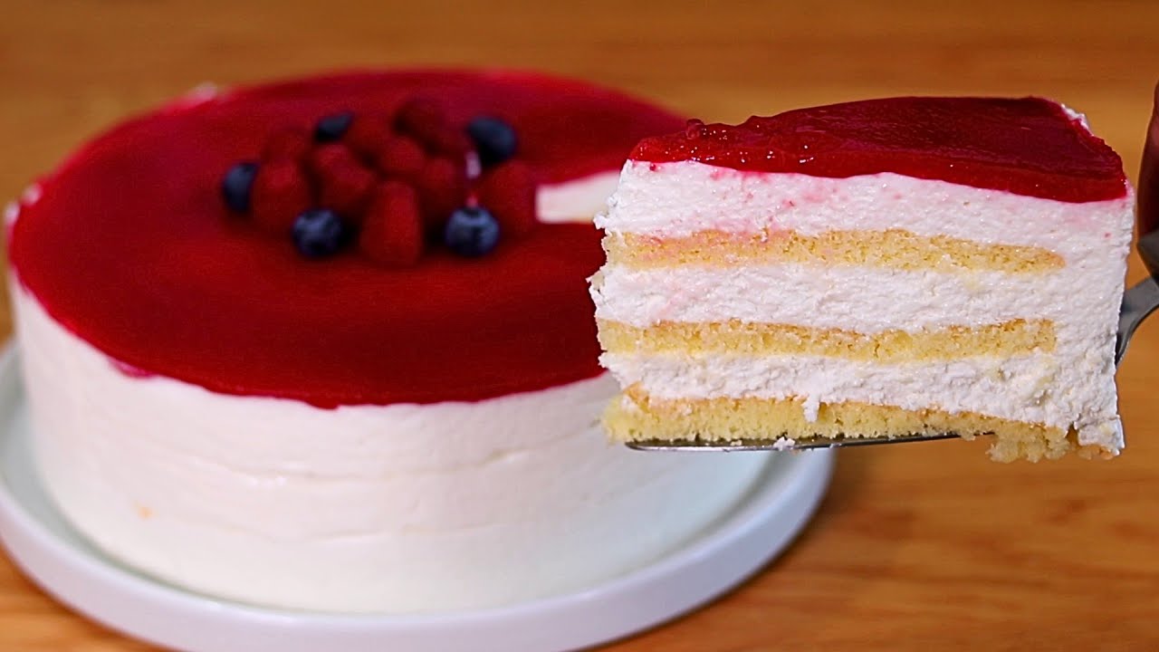 TORTA fredda Fatta in casa con Yogurt Greco e Frutti di Bosco