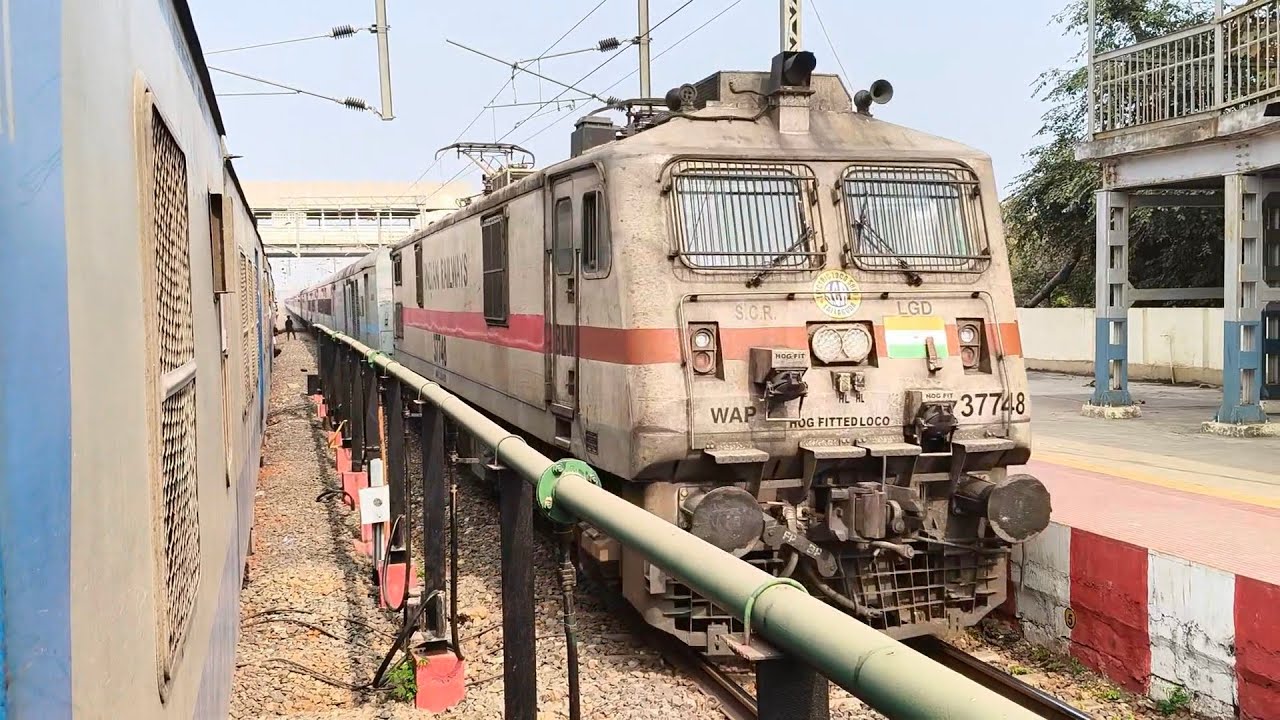 Train Spotting & Railfanning Action 🔥 | Hyderabad+WAG12B+WAG9+Passenger | INDIAN RAILWAYS 
