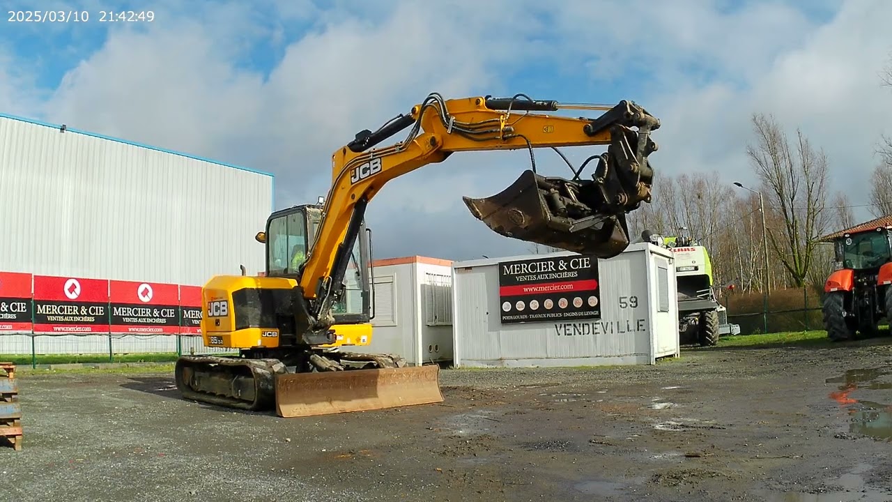 PELLE 85Z-2 PRO SUR CHENILLES 8,3T DIESEL - 738 HEURES - ANNEE 2021 Mercier & Cie