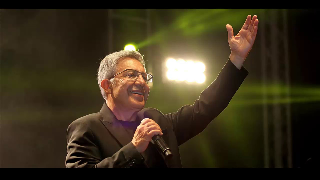 Z&uuml;lf&uuml; Livaneli- Ada ( D&uuml;nyayı G&uuml;zellik Kurtaracak)