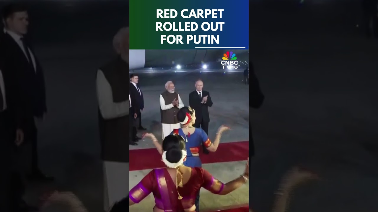 Red Carpet For Russian President Vladimir Putin |  PM Modi Receives Him | N18S