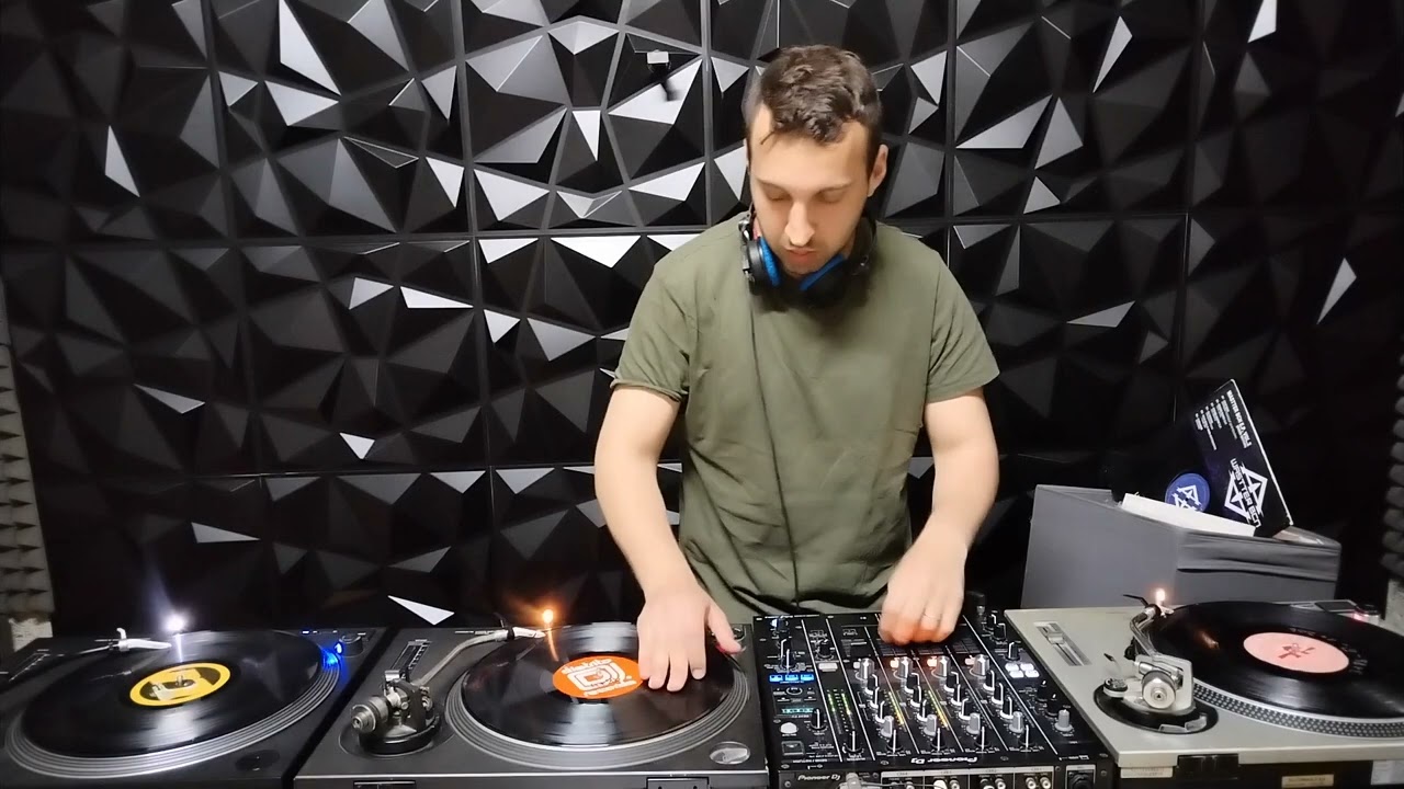 Dj Cesk - Sesión Makina & Import [Abril 2023]