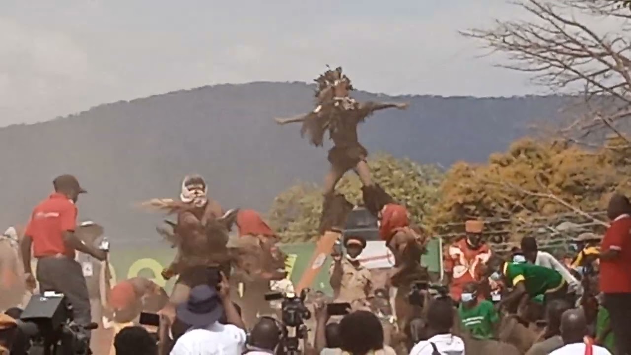 ZAMBIA, KULAMBA 2022.08.27 13.37