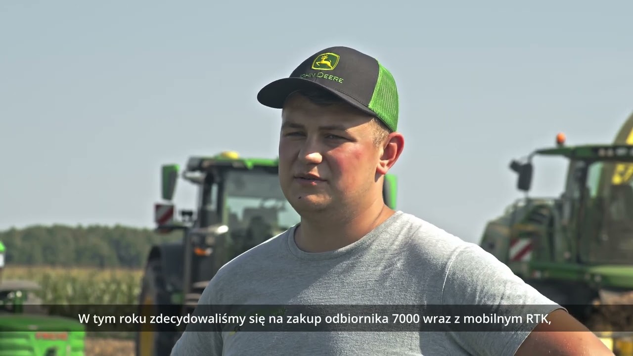 Sieczkarnia JD 8300 - opinia po trzech sezonach