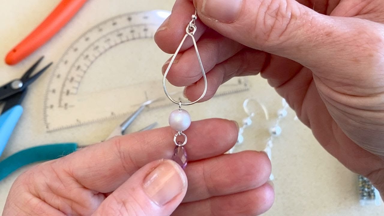 How to Make a Teardrop Bead Frame out of Wire for Jewelry Design