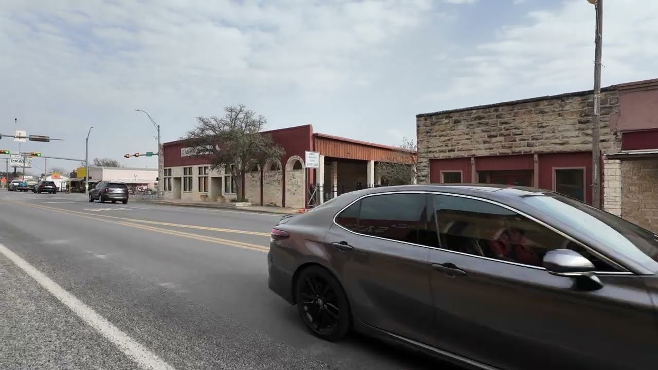 A walking tour of Santa Anna Texas in 4K