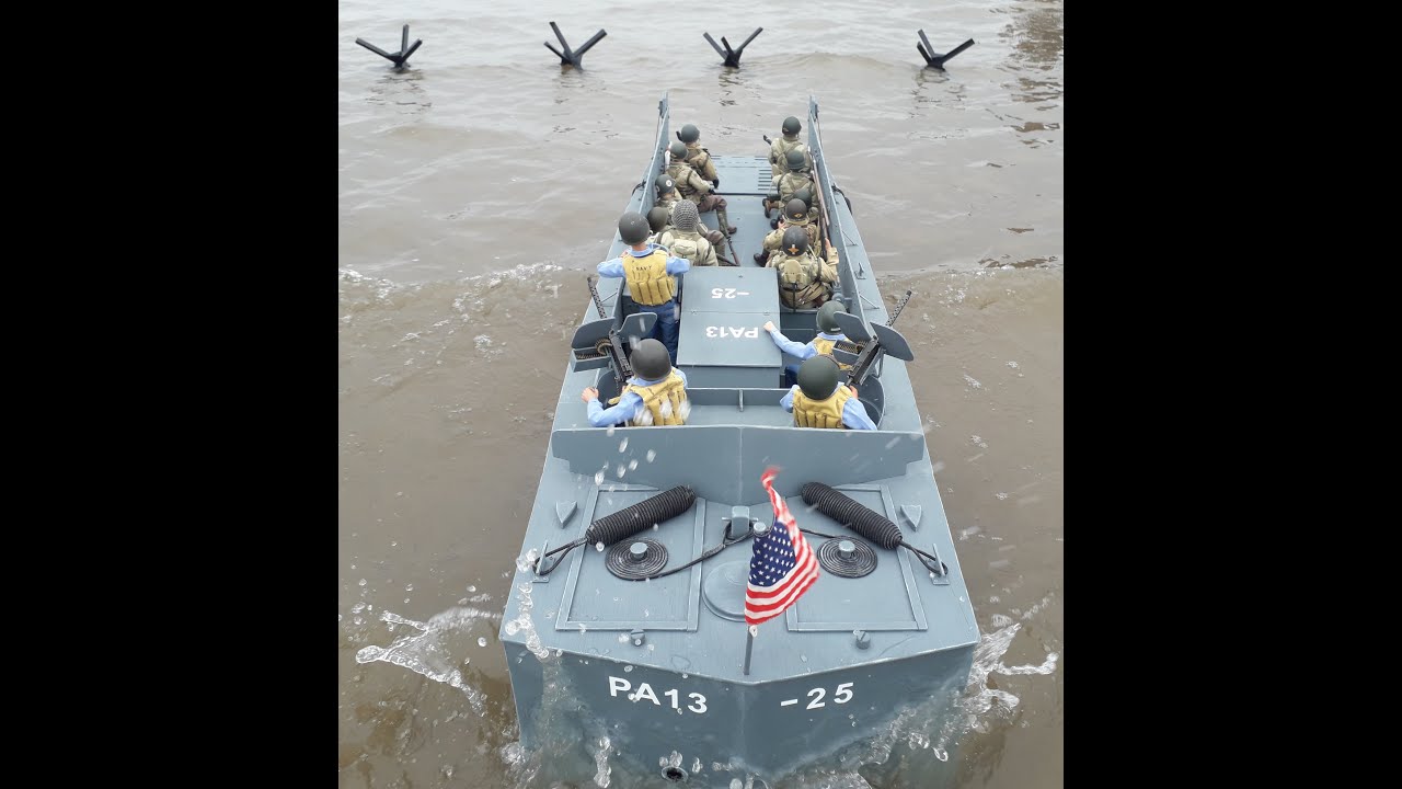 1/6th SCALE OMAHA BEACH  WW2 LANDING CRAFT HIGGINS BOAT