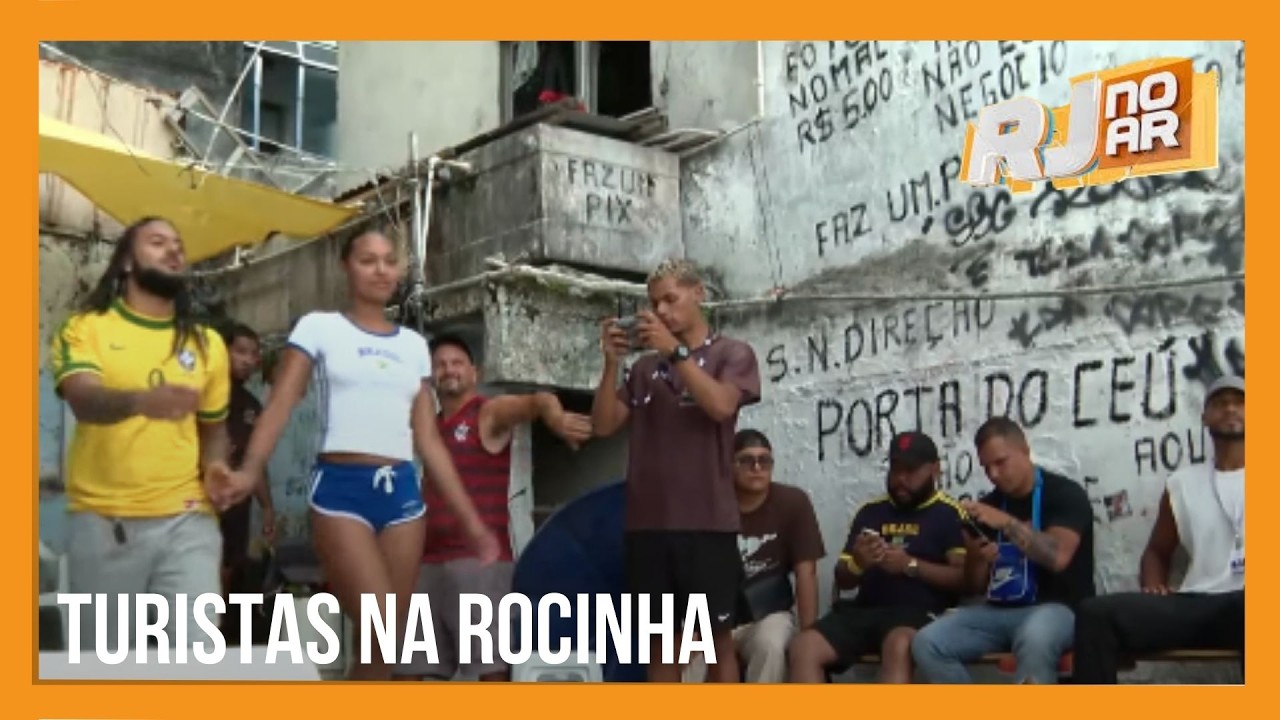 TURISTAS SE ENCANTAM COM A 