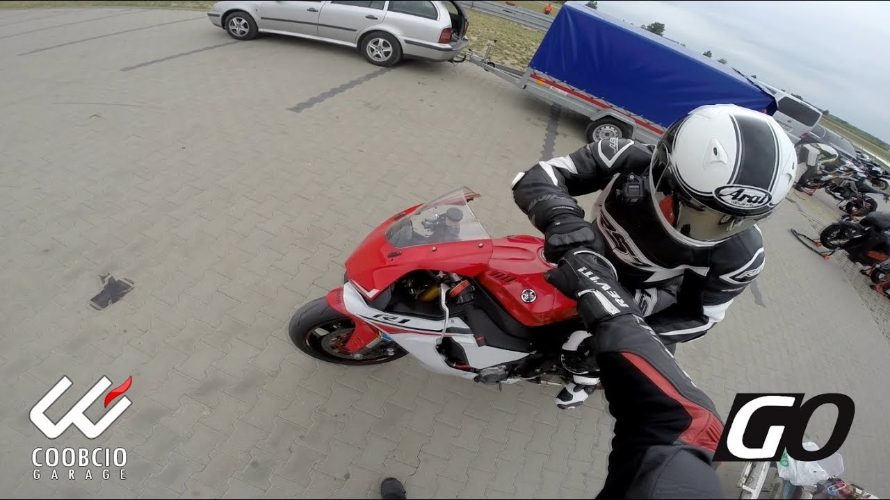 Coobcio Garage - Tor Łódź Yamaha R1