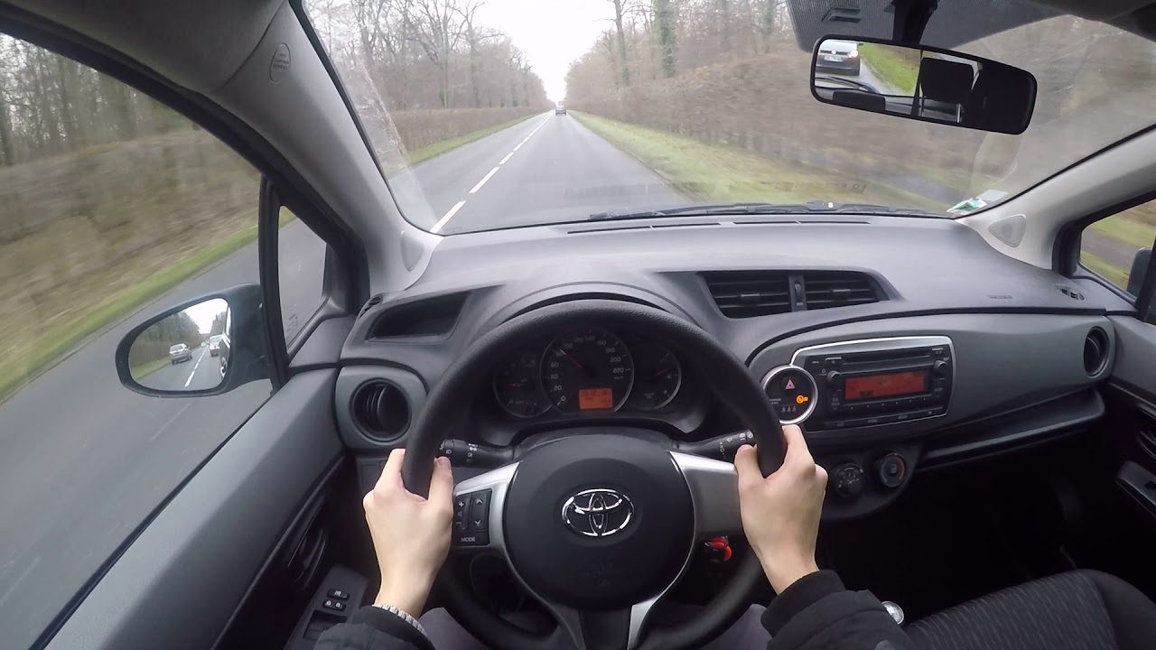 Toyota Yaris III 1.4 D4-D (2012) - POV Drive