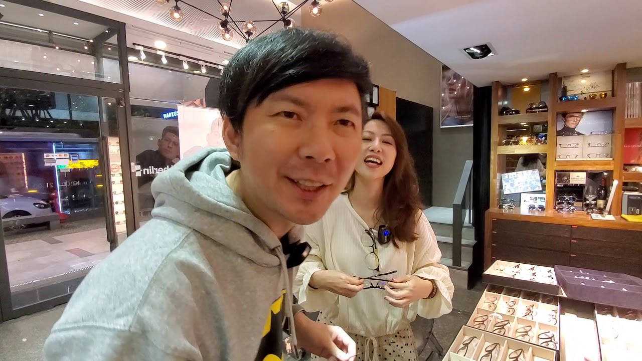 對！我老花了，陪我一起配眼鏡，多焦點、動態視覺鏡片到底該怎麼挑選｜Note10+拍攝