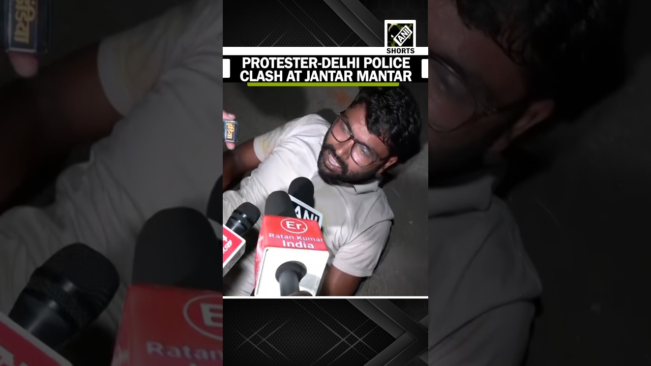 Watch! Anti-Reservation Protesters clash with Delhi Police at Jantar Mantar